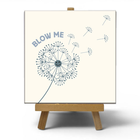 Keramisch cadeau tegel Blow me - Grappige spreuktegel - Cadeau idee voor je partner - 11 x 11 cm - Inclusief standaard