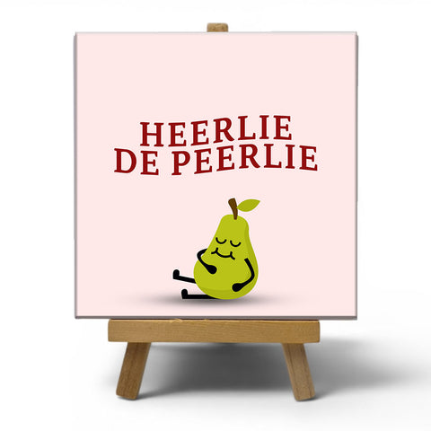 Keramisch cadeau tegel Heerlie de peerlie - Grappige spreuktegel - Cadeau idee voor vrienden - 11 x 11 cm - Inclusief standaard
