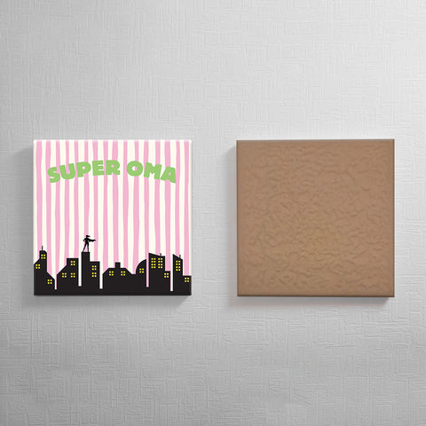 Keramisch cadeau tegel Super oma - Grappige spreuktegel - Cadeau idee voor oma - 11 x 11 cm - Inclusief standaard