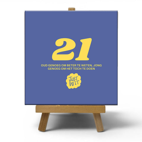 Keramisch cadeau tegel 21 jaar - Grappige spreuktegel 21 jarige verjaardag - Cadeau idee voor verjaardag- 11 x 11 cm - Inclusief standaard