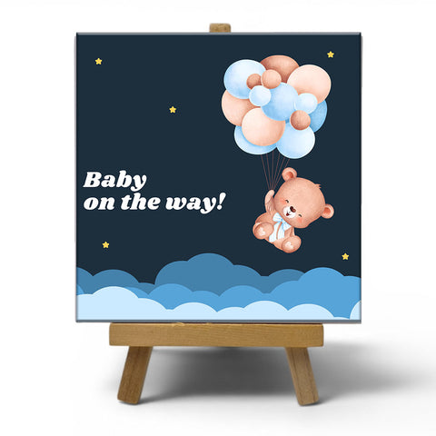 Keramisch cadeau tegel "Baby on the way" - Spreuktegel baby- Cadeau idee voor kraamcadeautje- 11 x 11 cm - Inclusief standaard